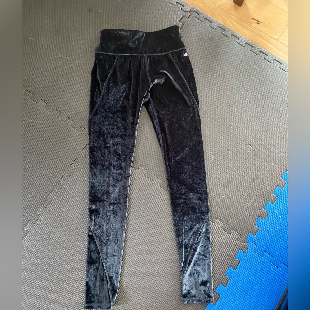 Calia by Carrie Underwood velvety leggings, S